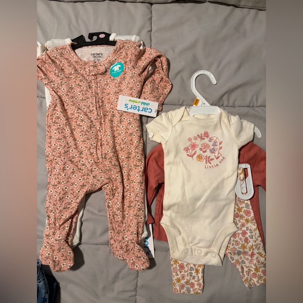 Carter’s baby bundle, newborn and 0-3 month sleepers, NWT